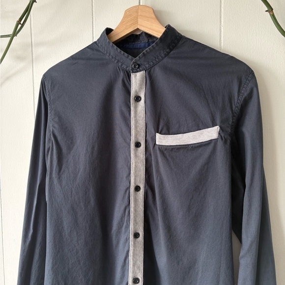Emporio Armani Navy Casual Button Down Shirt | Medium - Picture 2 of 7